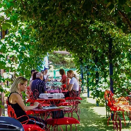 Kia Ora * Trogir